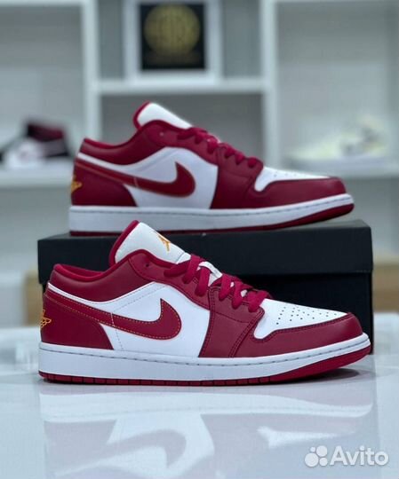 Кроссовки nike AIR jordan