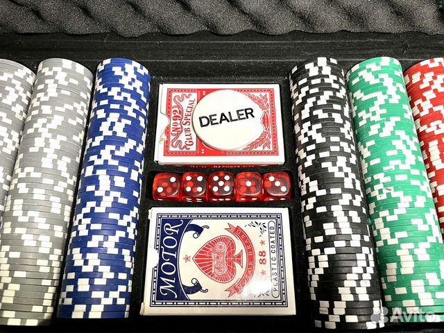 Покерный набор 300 фишек объявление продам