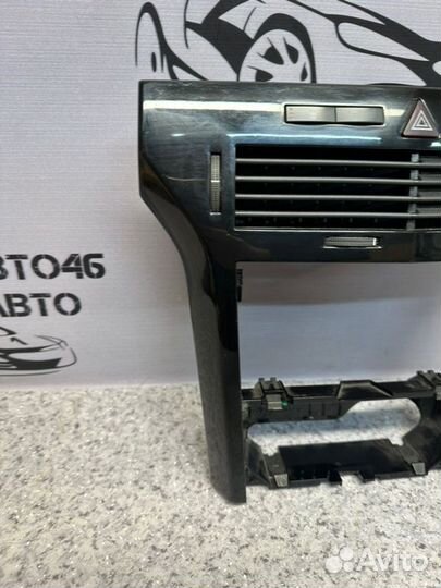 Рамка магнитолы Opel Astra H седан Z16XER 2010