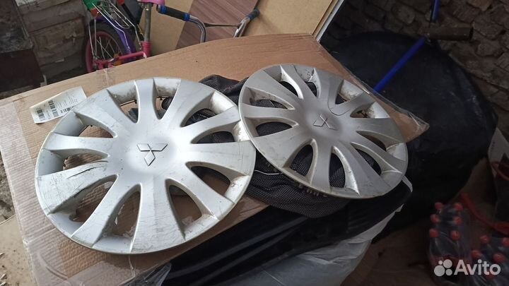 Колпаки на mitsubishi lancer 9