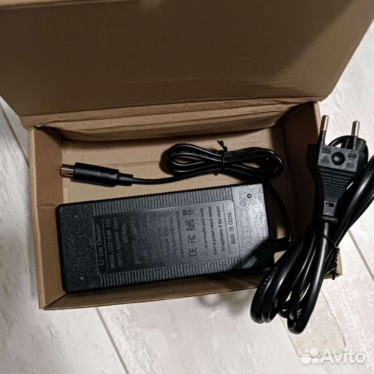 Зарядное устройство для Xiaomi M365/PRO, ES3/ES4