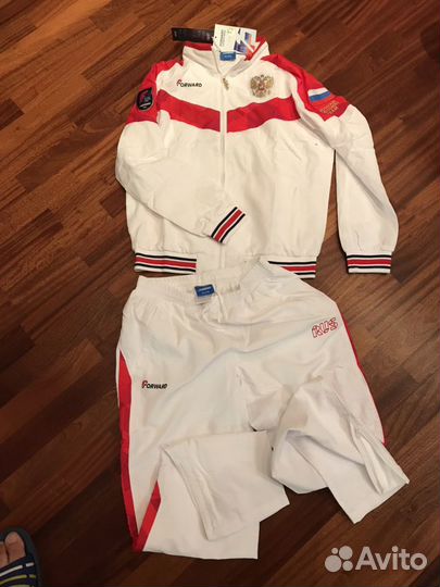 Костюм парадный членов спортивной сборной России