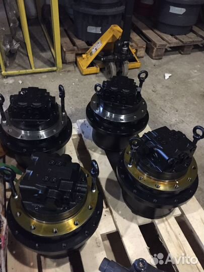 Редуктор хода Кubota KX080-3 с гидромотором