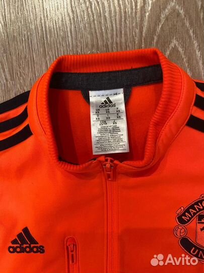 Олимпийка Adidas Manchester United