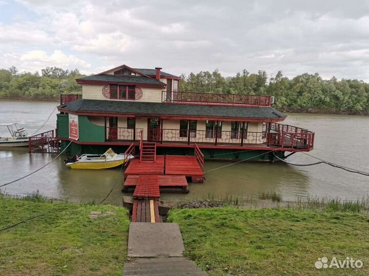 Аренда корабля с банкетным залом (на 12 часов)