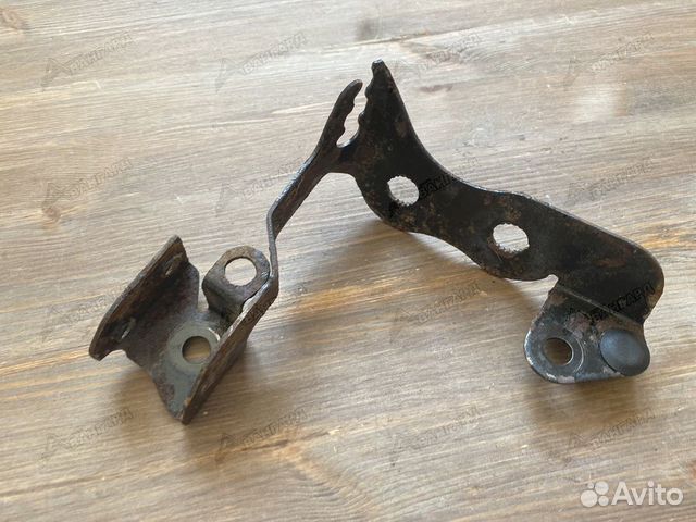 Кронштейн тормозного шланга Renault Symbol 98-08