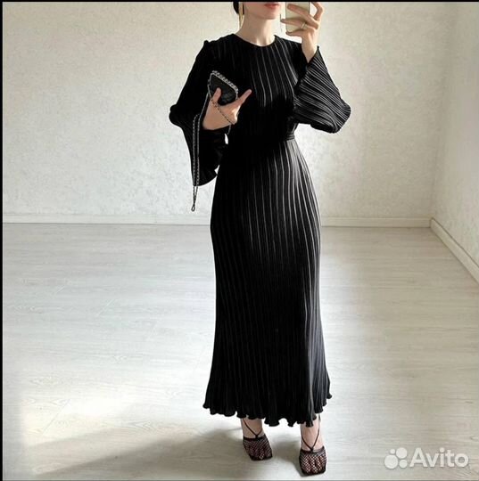 Платье женское