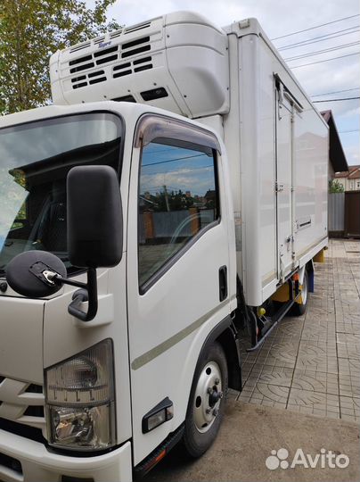 Isuzu ELF (N-series) рефрижератор, 2015