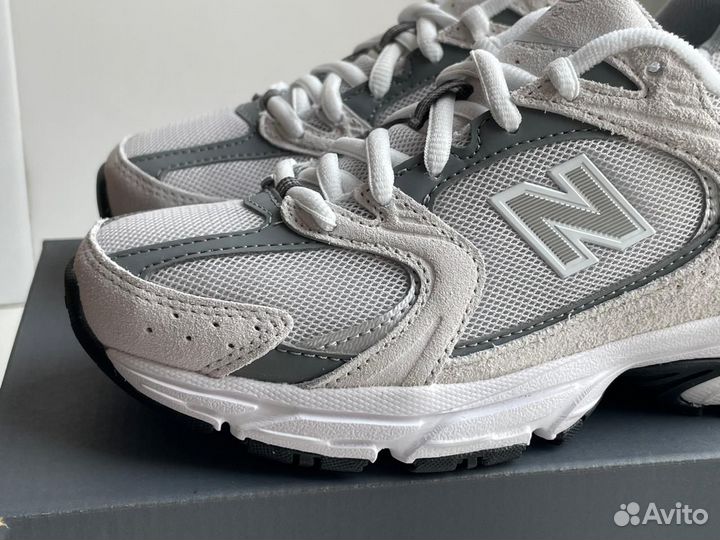 Кроссовки New Balance 530 с мелкой сеткой