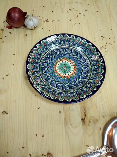 Тарелка ручной работы