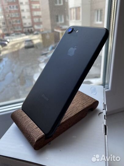 iPhone 7, 128 ГБ