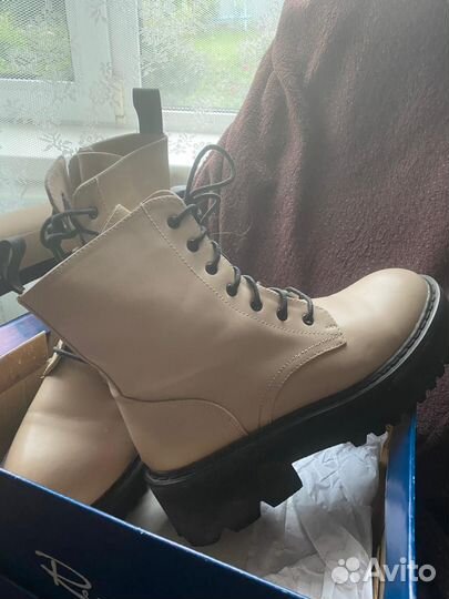 Ботинки женские