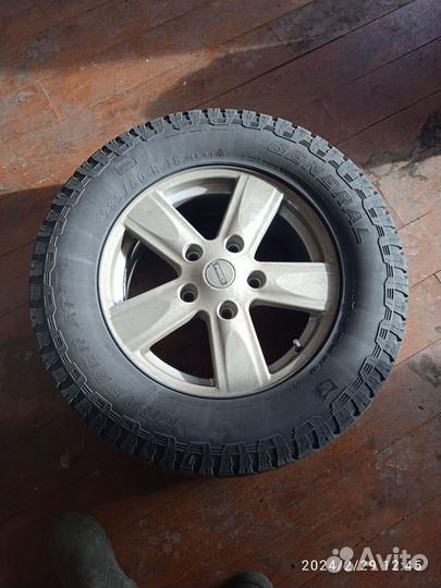 Продам калëса