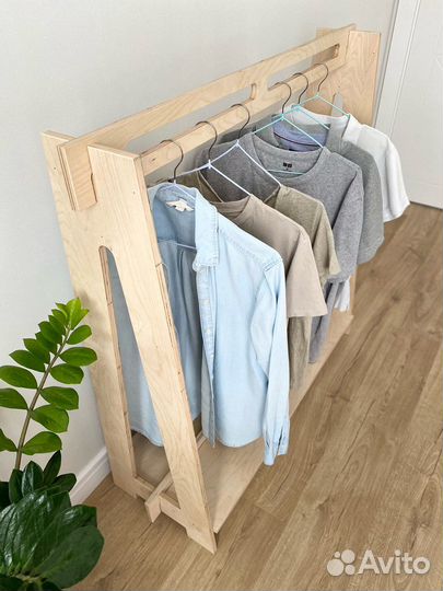 Вешалка напольная