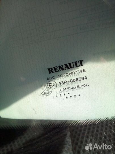 Стекло переднее Renault Kaptur 1 2016