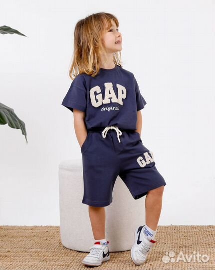 Комплект футболка и шорты GAP