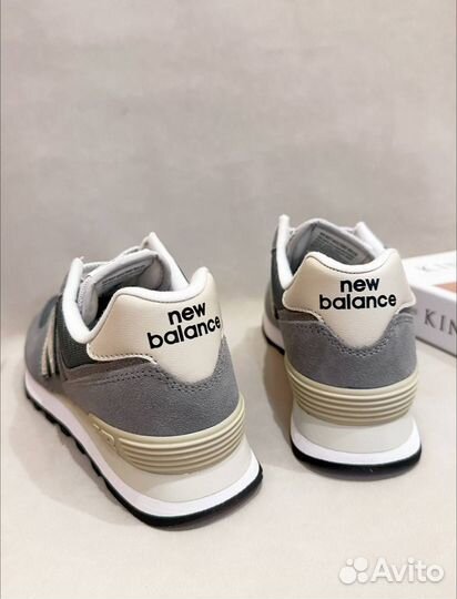 Новые оригинальные кроссовки New Balance 574