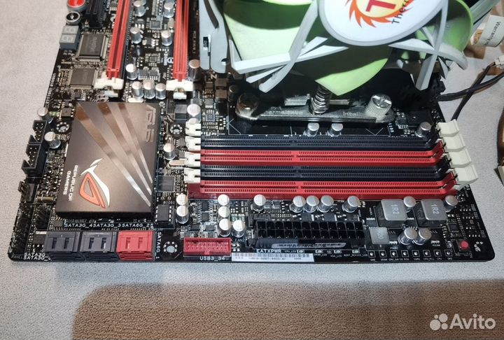 Asus maximus IV gene-Z