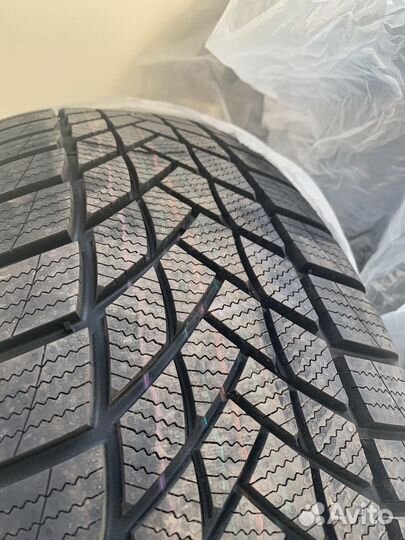 Matador MP 93 Nordicca 235/65 R17 103V