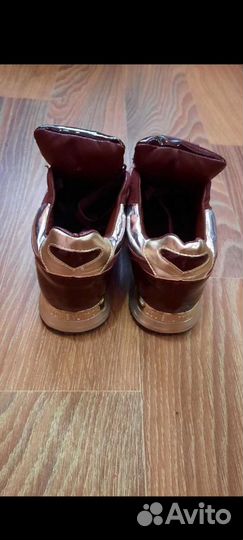 Кроссовки,размер35-36,новые