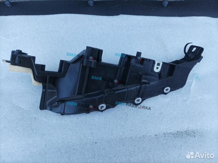 Пластик моторного отсека правый BMW XM G09 2023
