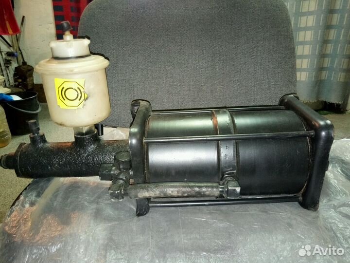 Пневмогидроусилитель тормозов на Урал