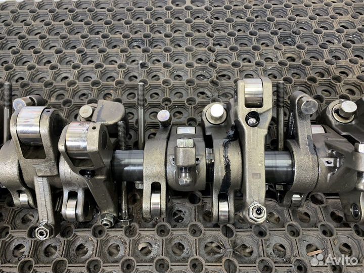 Вал балансирный в сборе