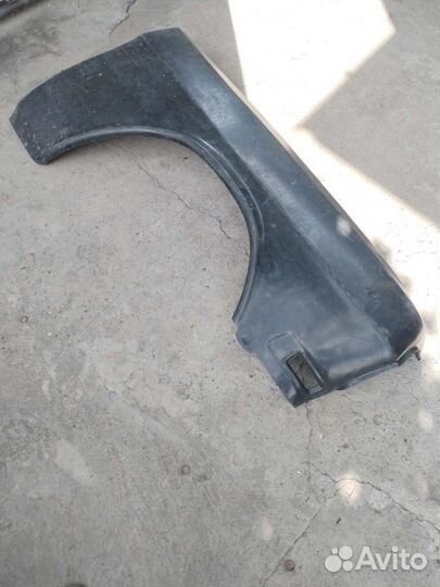 Крыло пластиковое газ 24 Волга