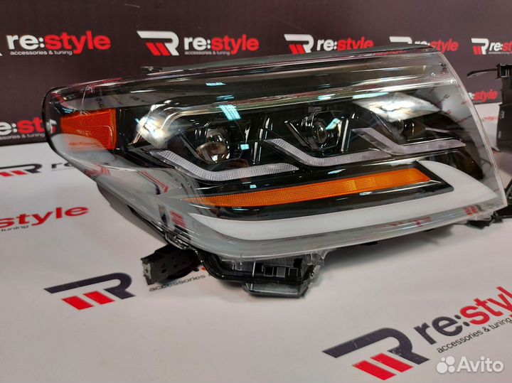 Фары Toyota Land Cruiser 200 2008-2015 R669