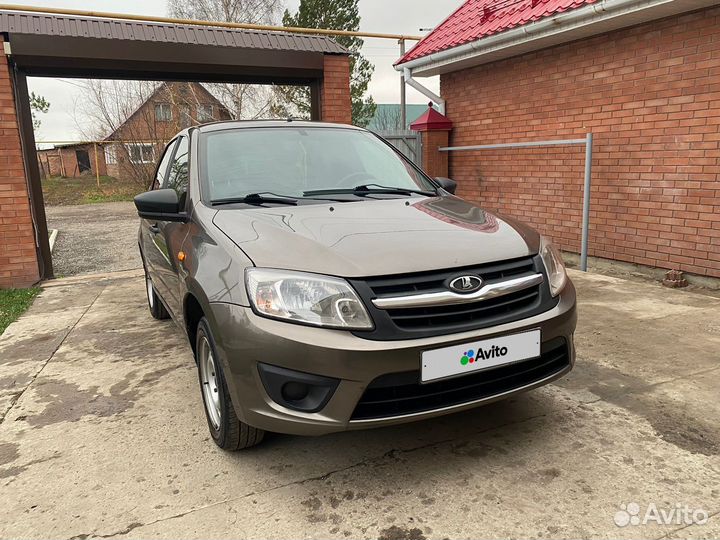 LADA Granta 1.6 МТ, 2017, 110 900 км