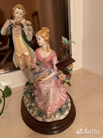 Итальянская статуэтка