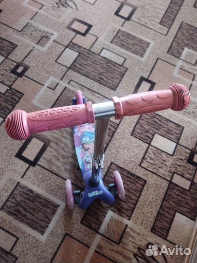 Самокат трёхколёсный детский