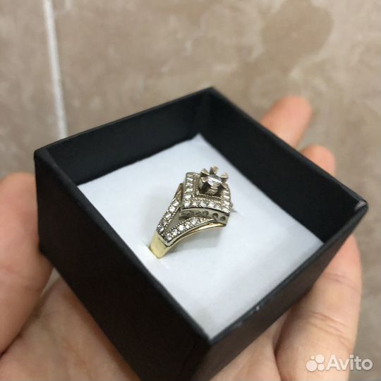 Золотое кольцо 585