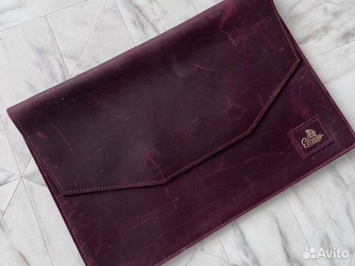 Кожаный чехол для ноутбука