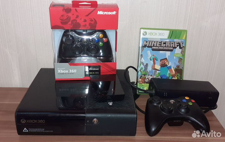 Xbox 360 с 2 джойстиками
