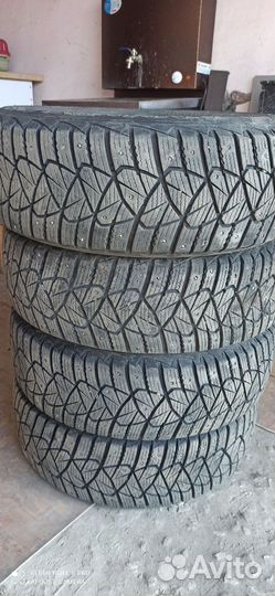 Goodyear Ultragrip 600 195/65 R15 95