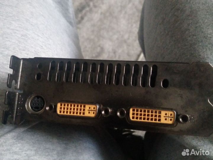 Zotac geforce gts 250 ampi