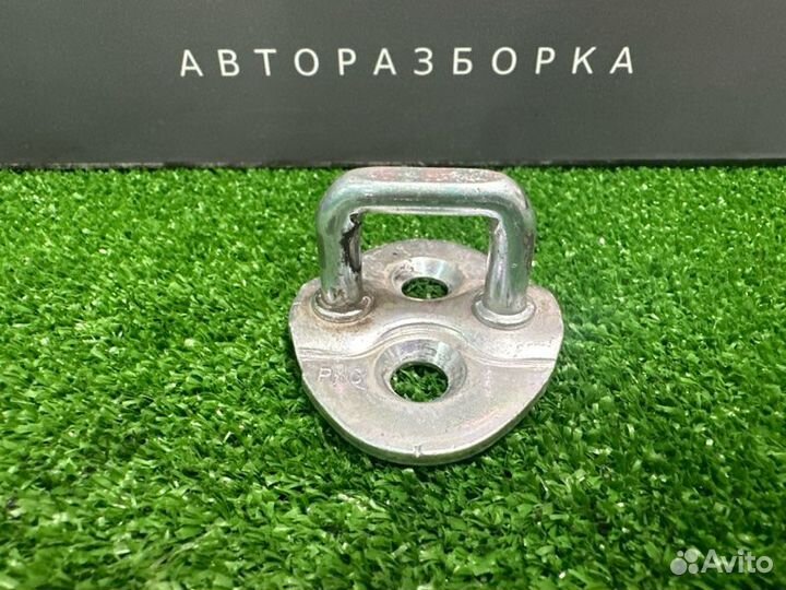 Ответная часть замка двери Kia Ceed 1 Ed Hb 1.4