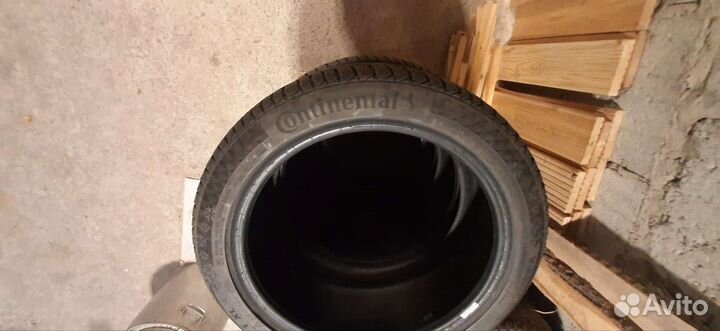 Continental ContiVikingContact 7 225/45 R17 94T