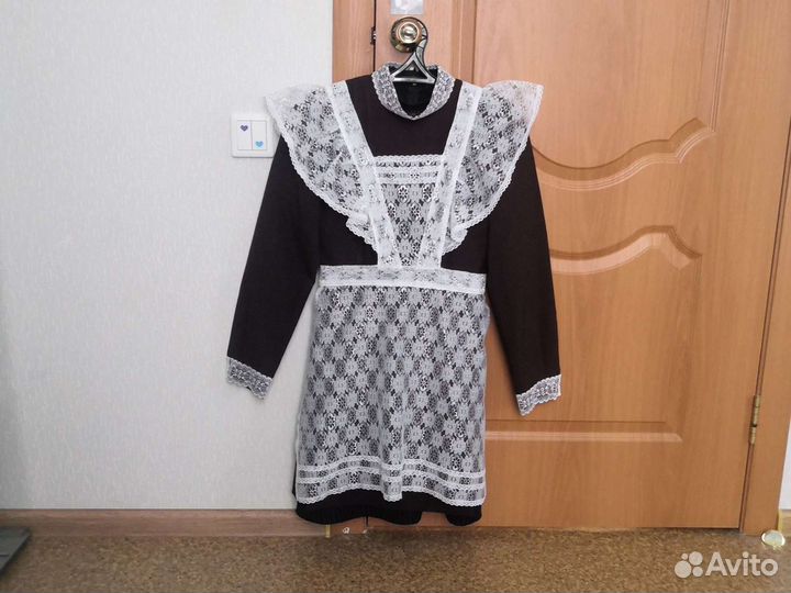 Школьная форма для девушки