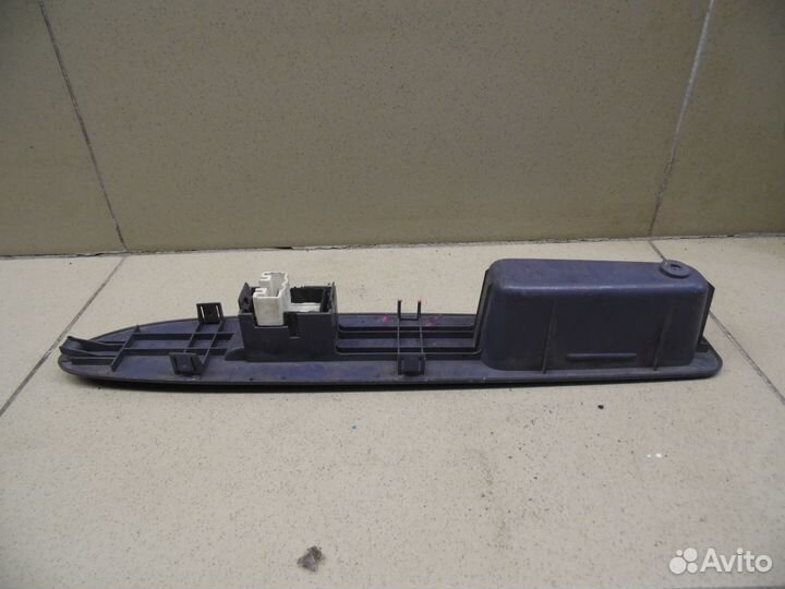 Накладка блока управления стеклоподъемниками Picni