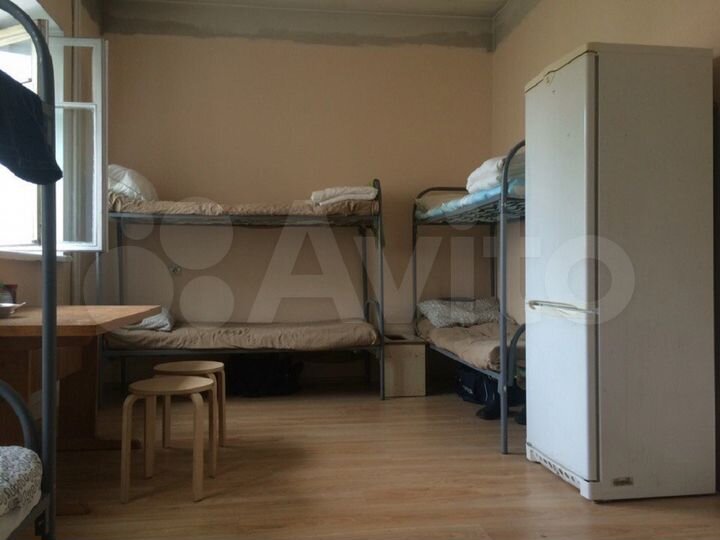 Комната 20 м² в 3-к., 2/5 эт.