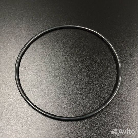 Уплотнение ступицы Suzuki DF70-90A