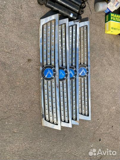 Декоративная решётка Kia Granbird