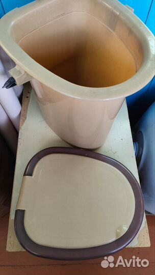 Ведро - туалет