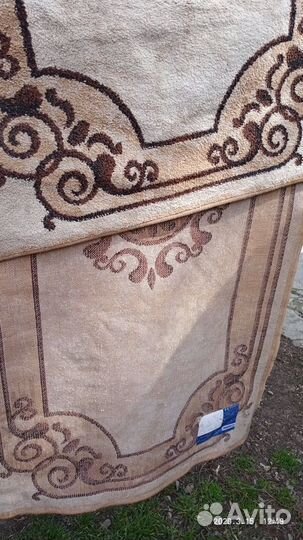 Ковер средний