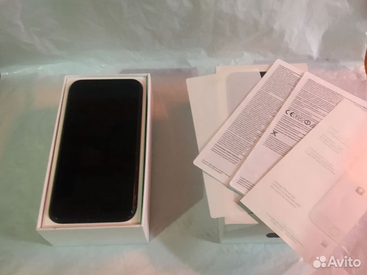 iPhone 7, 32 ГБ