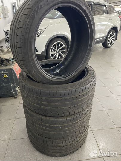 Triangle TH201 Sportex 255/40 R19 100Y