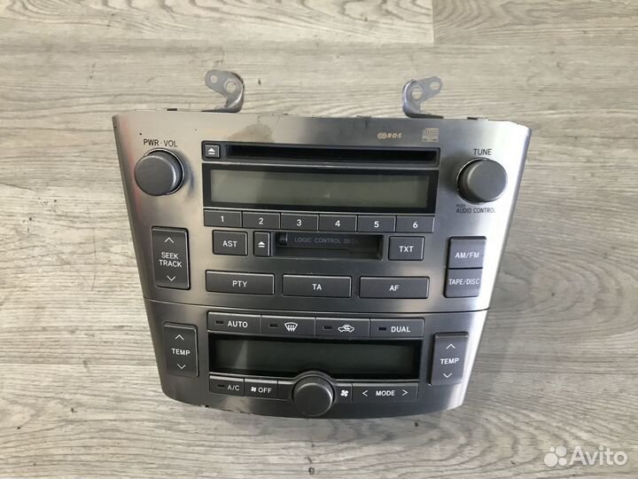 Автомагнитола Toyota Avensis II