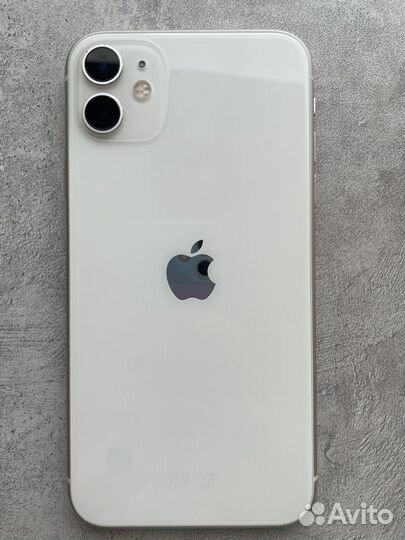 iPhone 11, 64 ГБ